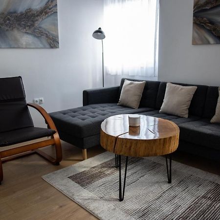 Apartman Ena 别洛瓦尔 外观 照片