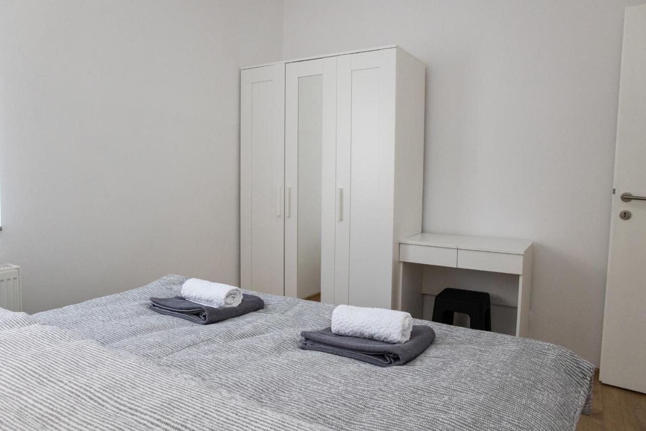 Apartman Ena 别洛瓦尔 外观 照片